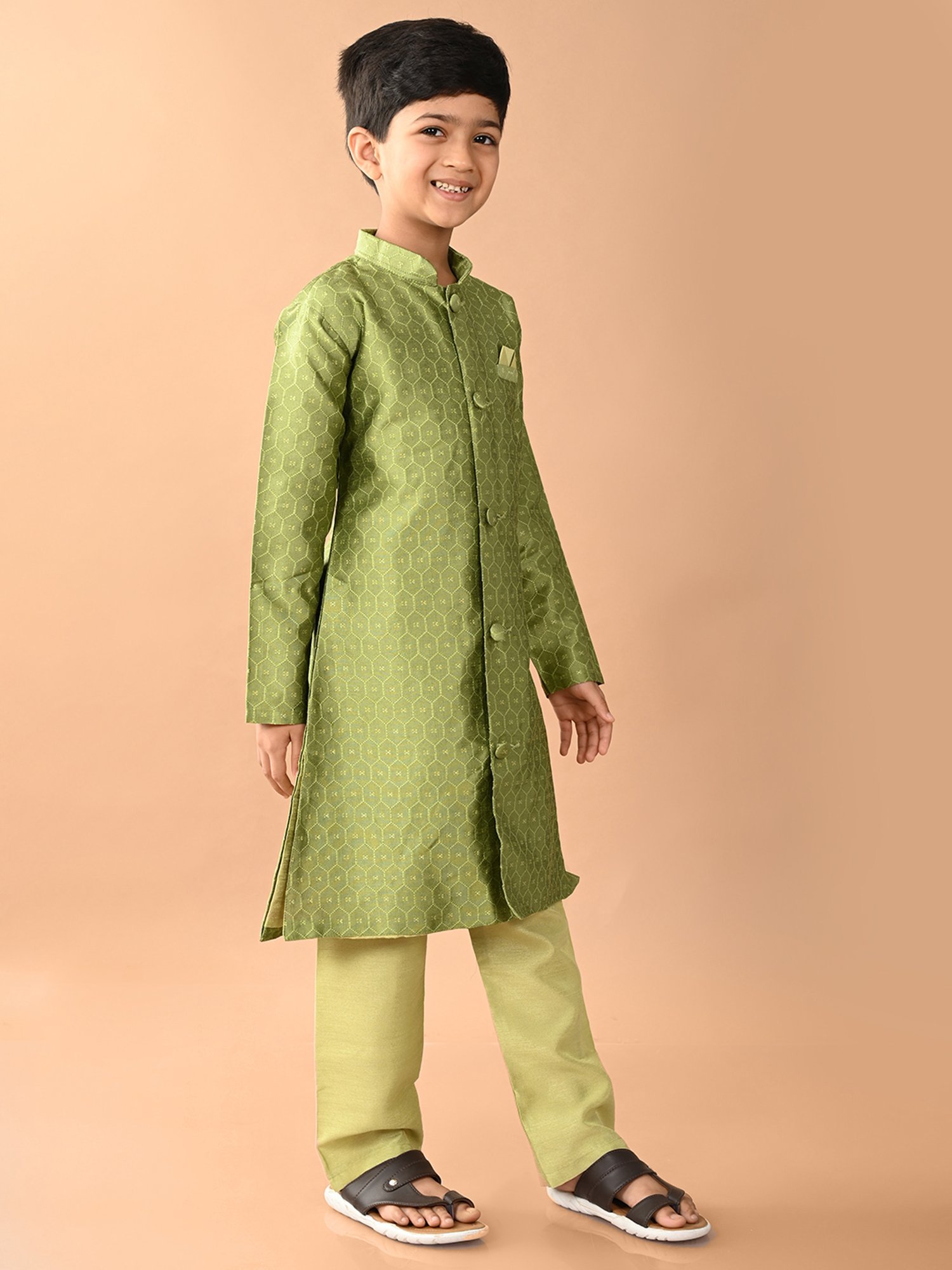 LilPicks Kids Green Embroidered Full Sleeves Kurta With Pyjamas