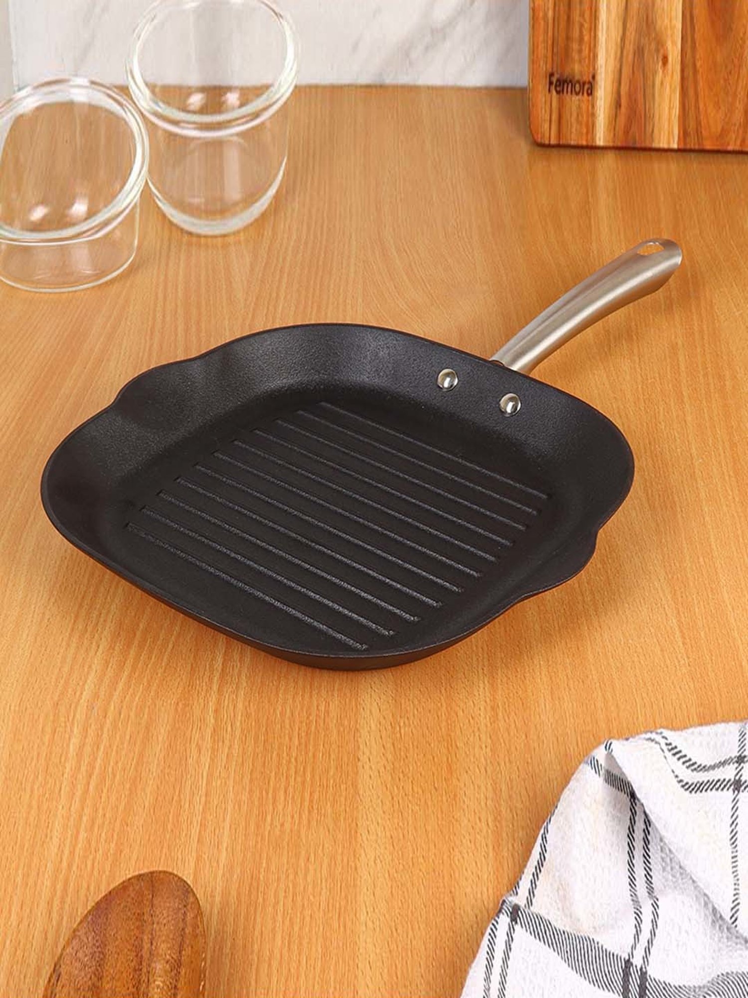Femora Black Cast Iron Non Toxic & Coating Free Preseasoned Square Grill Pan With Tough Handle(28cm)