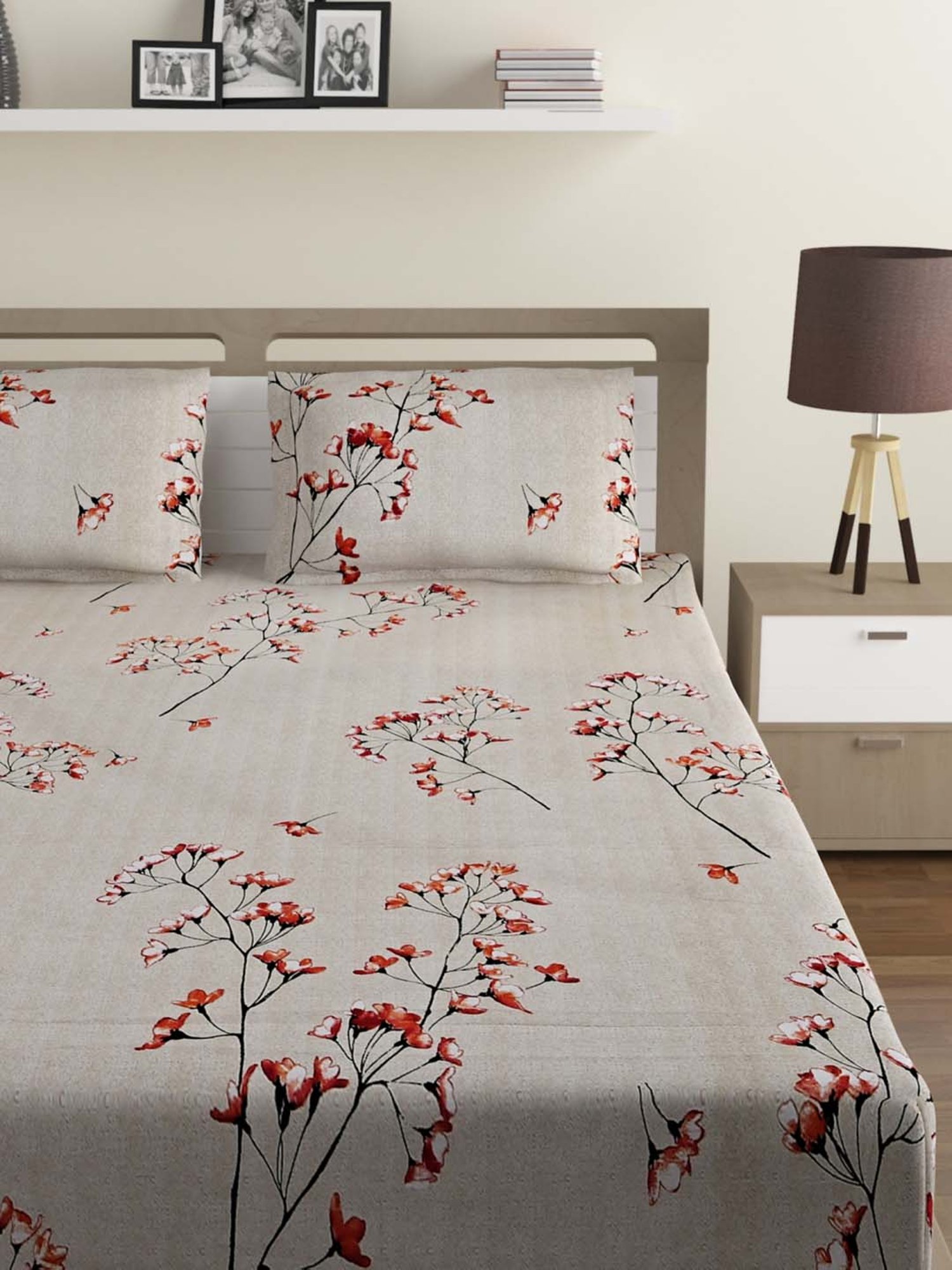 Swayam Ananda Floral Light Brown 200 TC Cotton King Bedsheet with 2 Pillow Covers