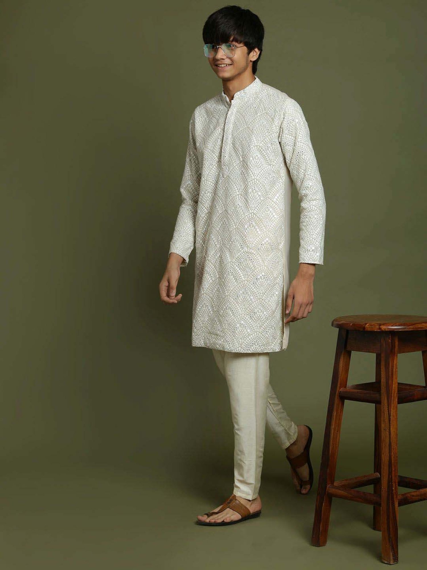 VASTRAMAY Boys White Embroidery Full Sleeves Kurta Sets