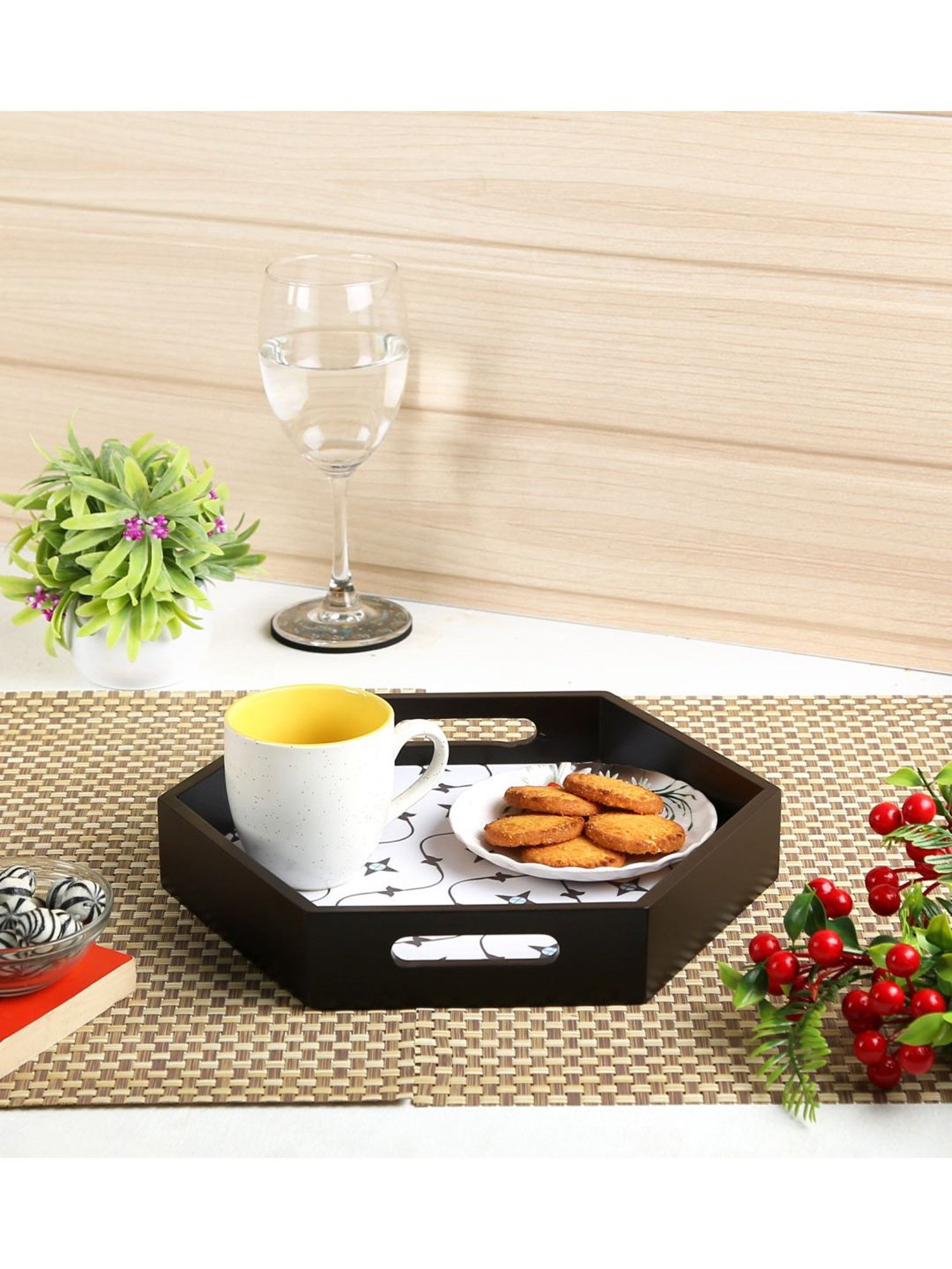 Crayton Star Printed MDF Hexagon Serving Tray - Set of 1