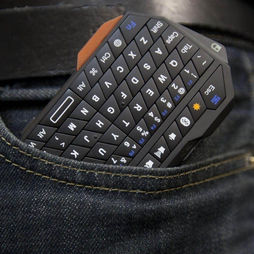 Hisgadget Ultra Portable Rechargeable Mini Wireless Bluetooth Keyboard with Mouse Touchpad Backlight for Android 3.0 + Tablets / Mac OS / Windows /  iPad 2 3 4 5 / iPad Mini / PS3 & HTPC/IPTV HTPC