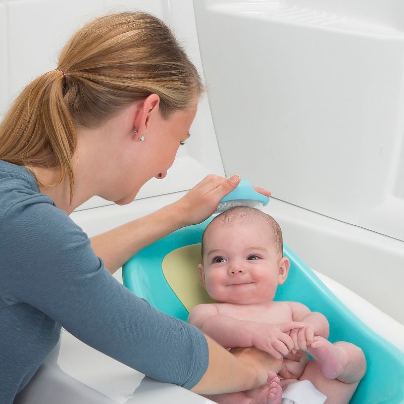 Safety 1st Soothing Scrub Wet Brush