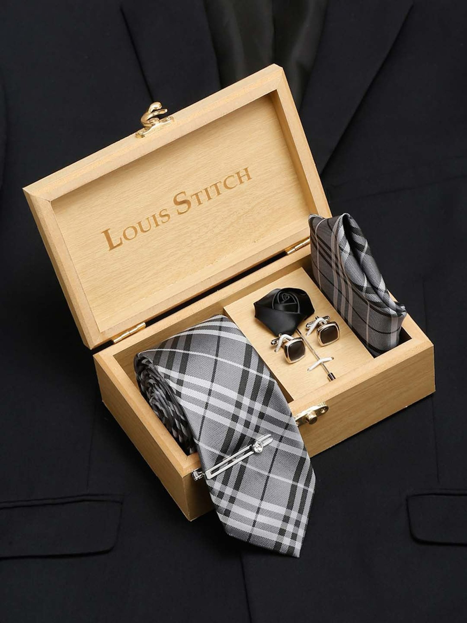 Louis Stitch Blue Printed Necktie Gift Set - Set of 3