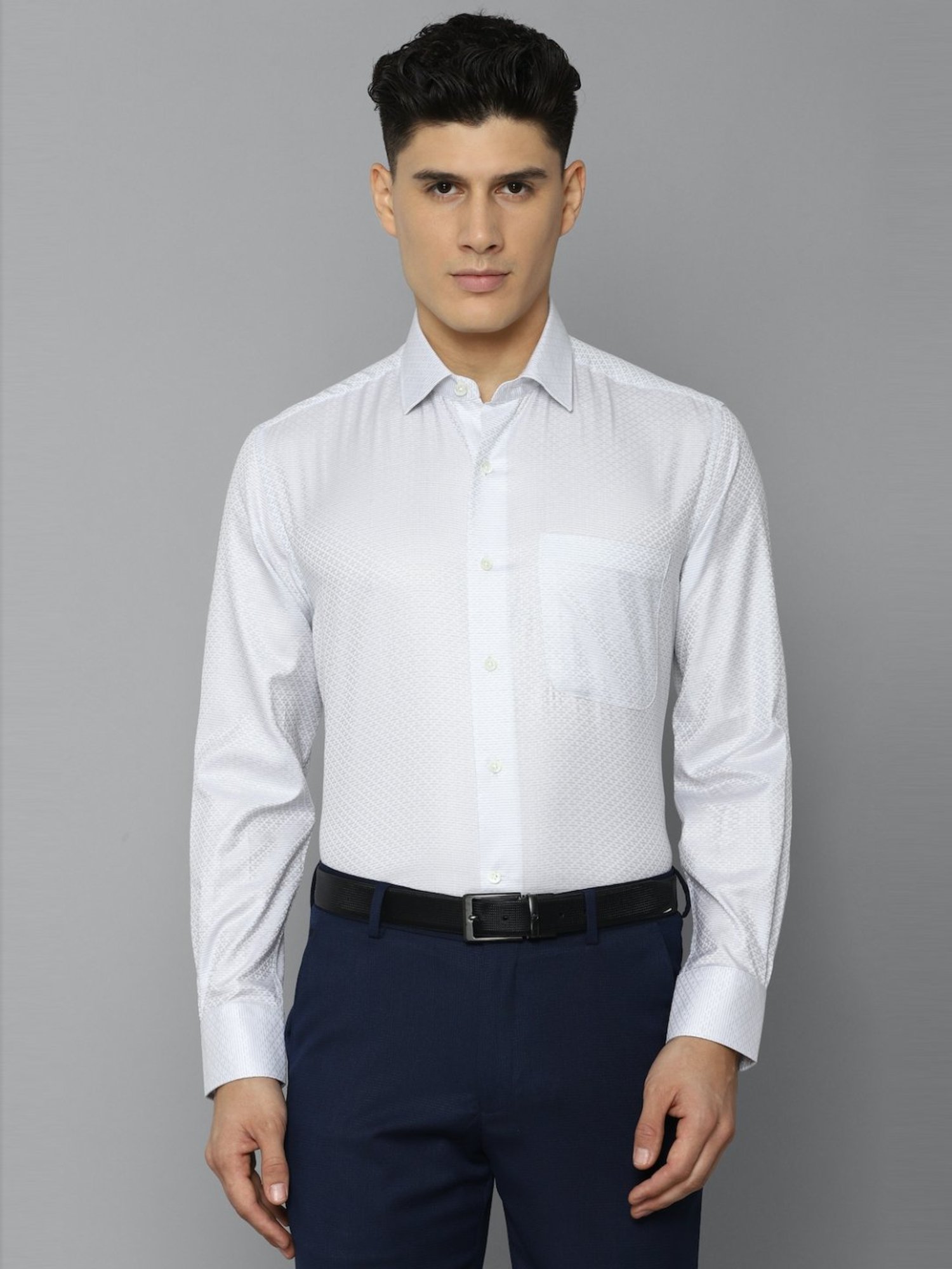 Luxure By Louis Philippe White Cotton Regular Fit Striped Shirt