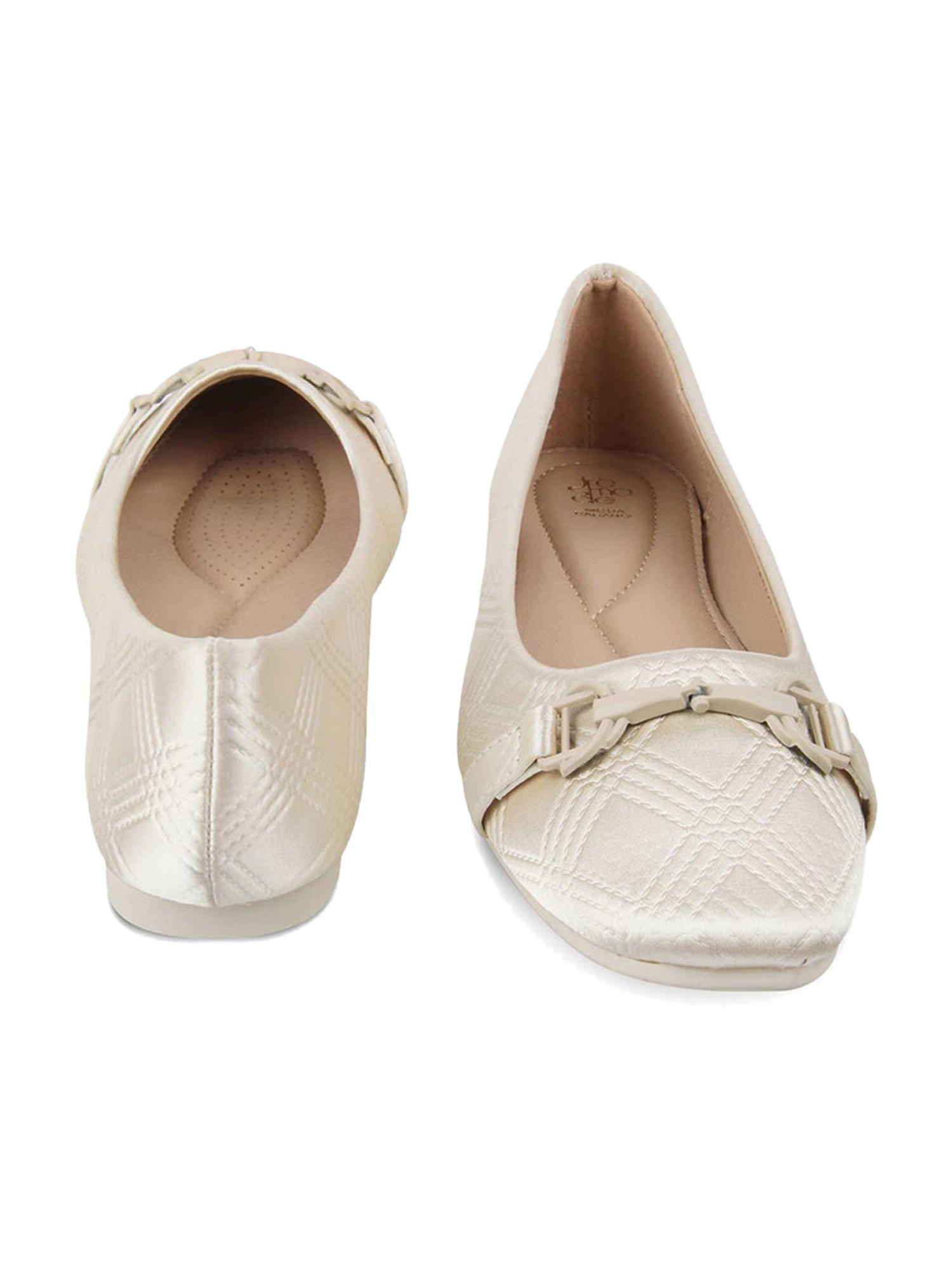Tresmode Women's Beige Flat Ballets