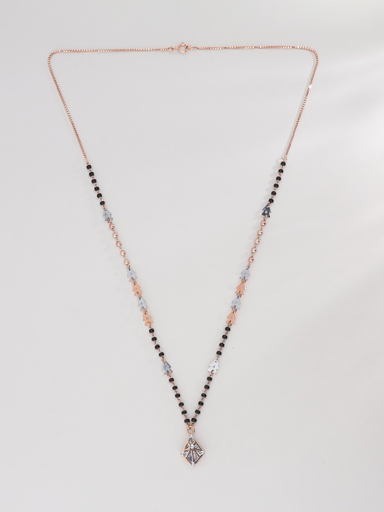 P.N.Gadgil Jewellers Skyward Spark 22k Gold Mangalsutra