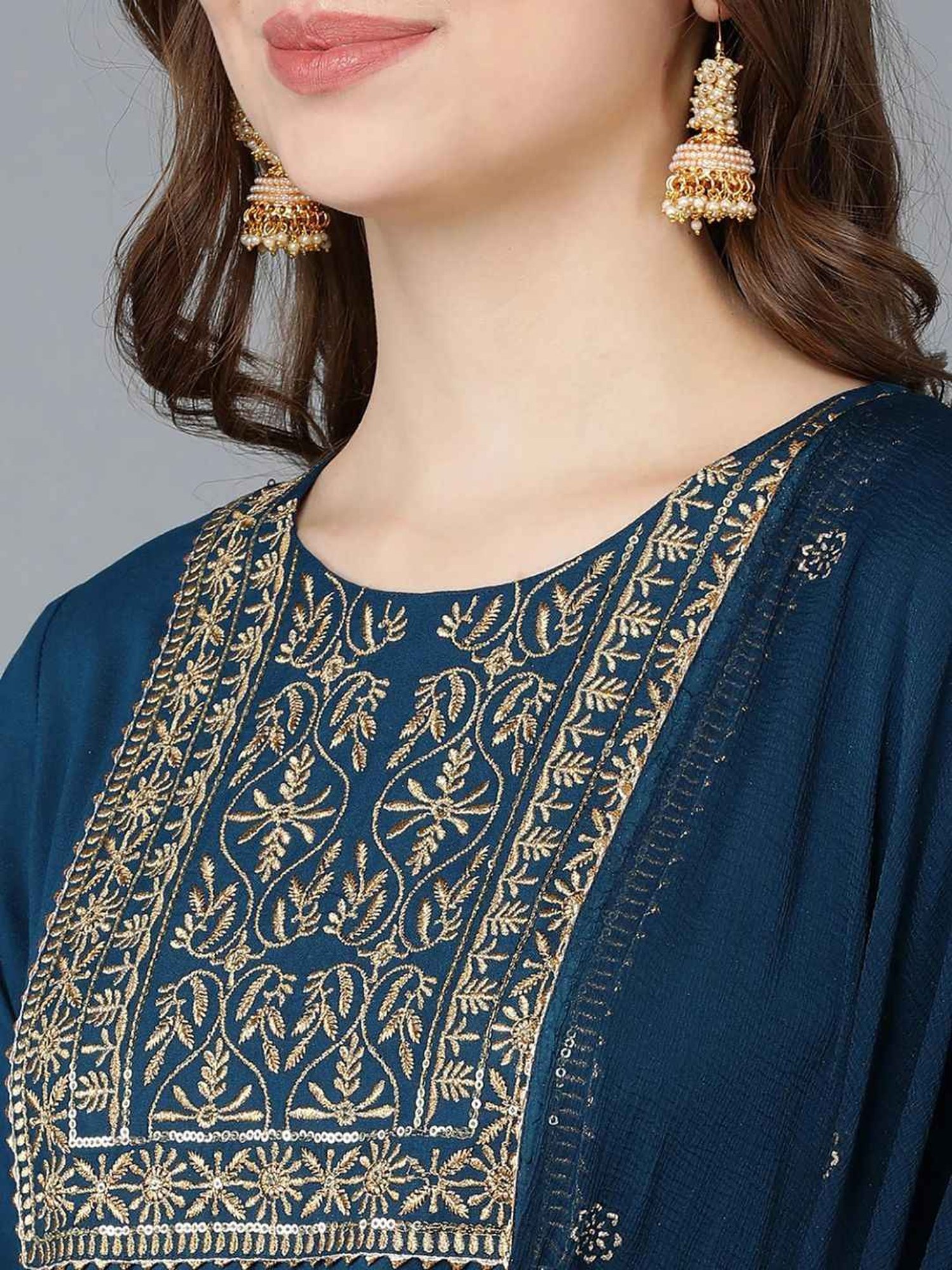 Vaamsi Teal Blue Cotton Embroidered Kurta Pant Set With Dupatta