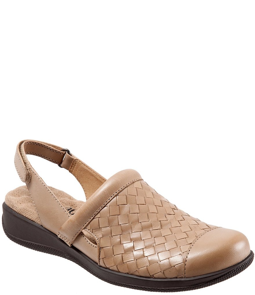 SoftWalk Salina Woven Clogs