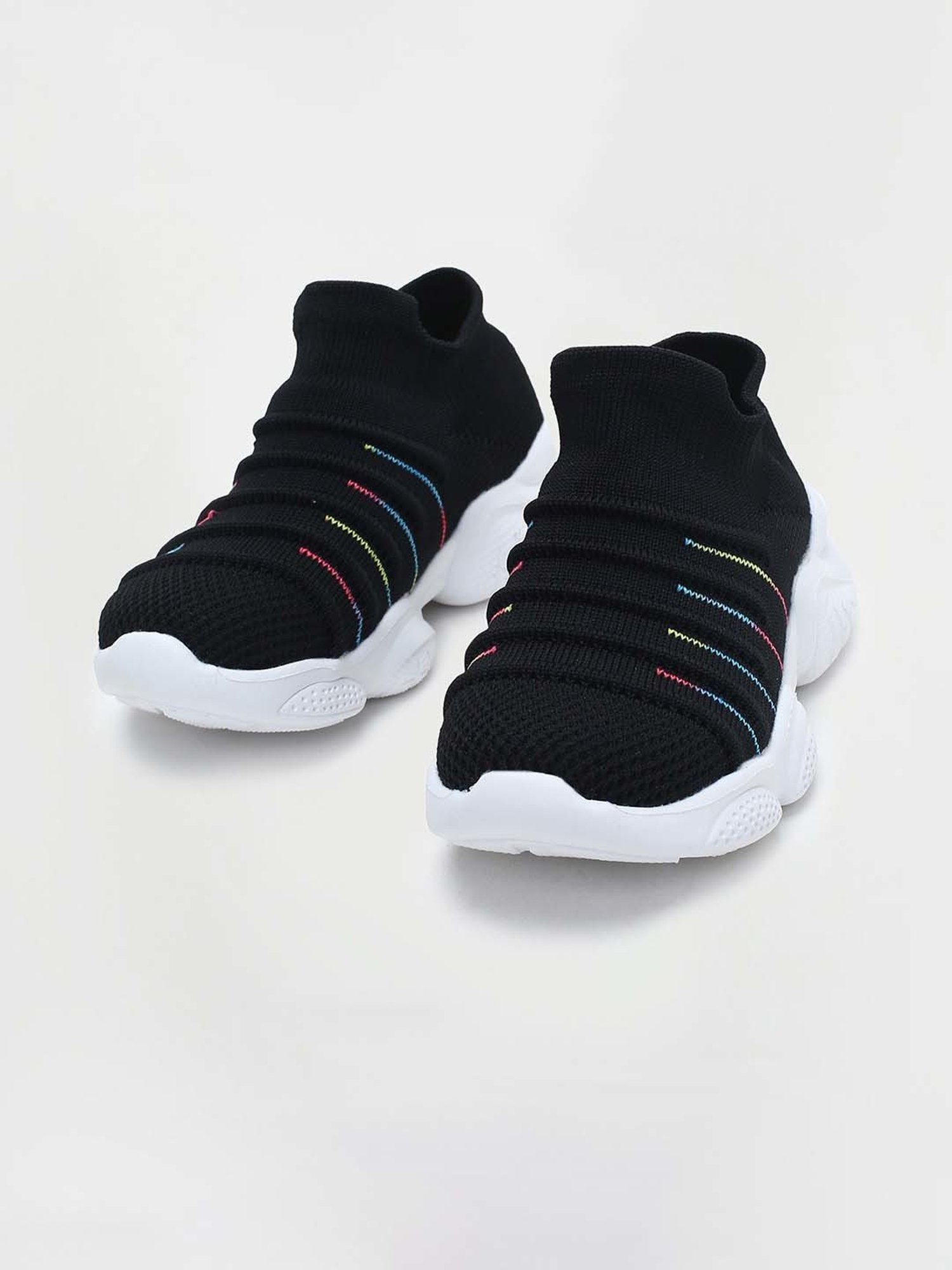 Fame Forever by Lifestyle Kids Beige & White Velcro Shoes