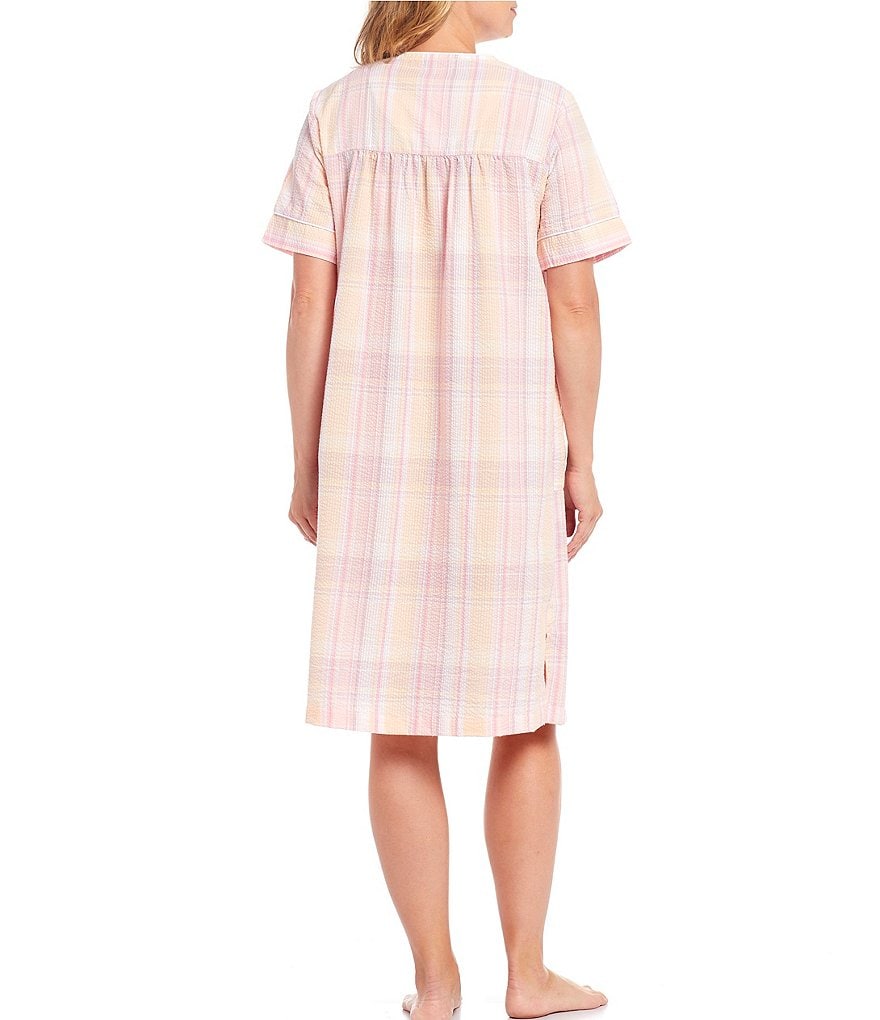 Miss Elaine Plaid Print Sateen Grip-Front Short Robe