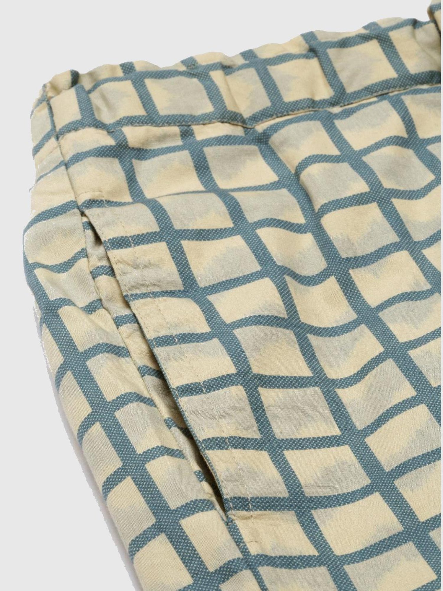 Clt.s Blue Chevron Print Pajama Set