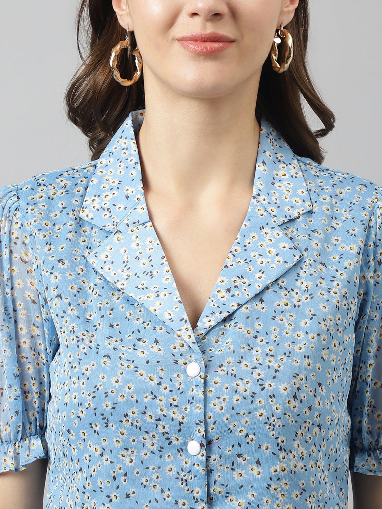 KERI PERRY Light Blue Floral Print Top