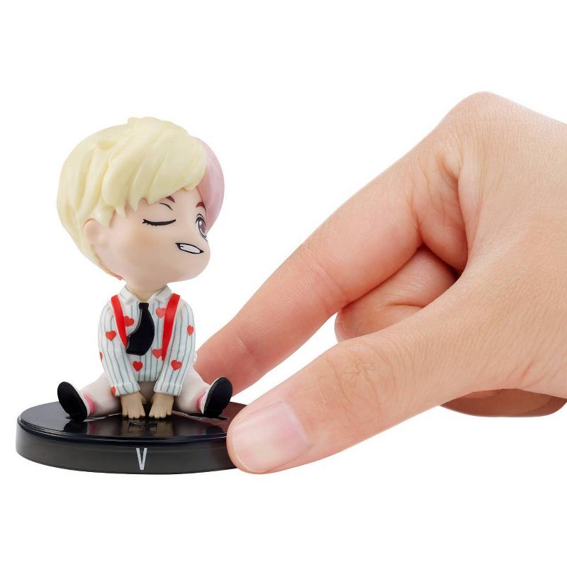 BTS Mini Vinyl V Doll