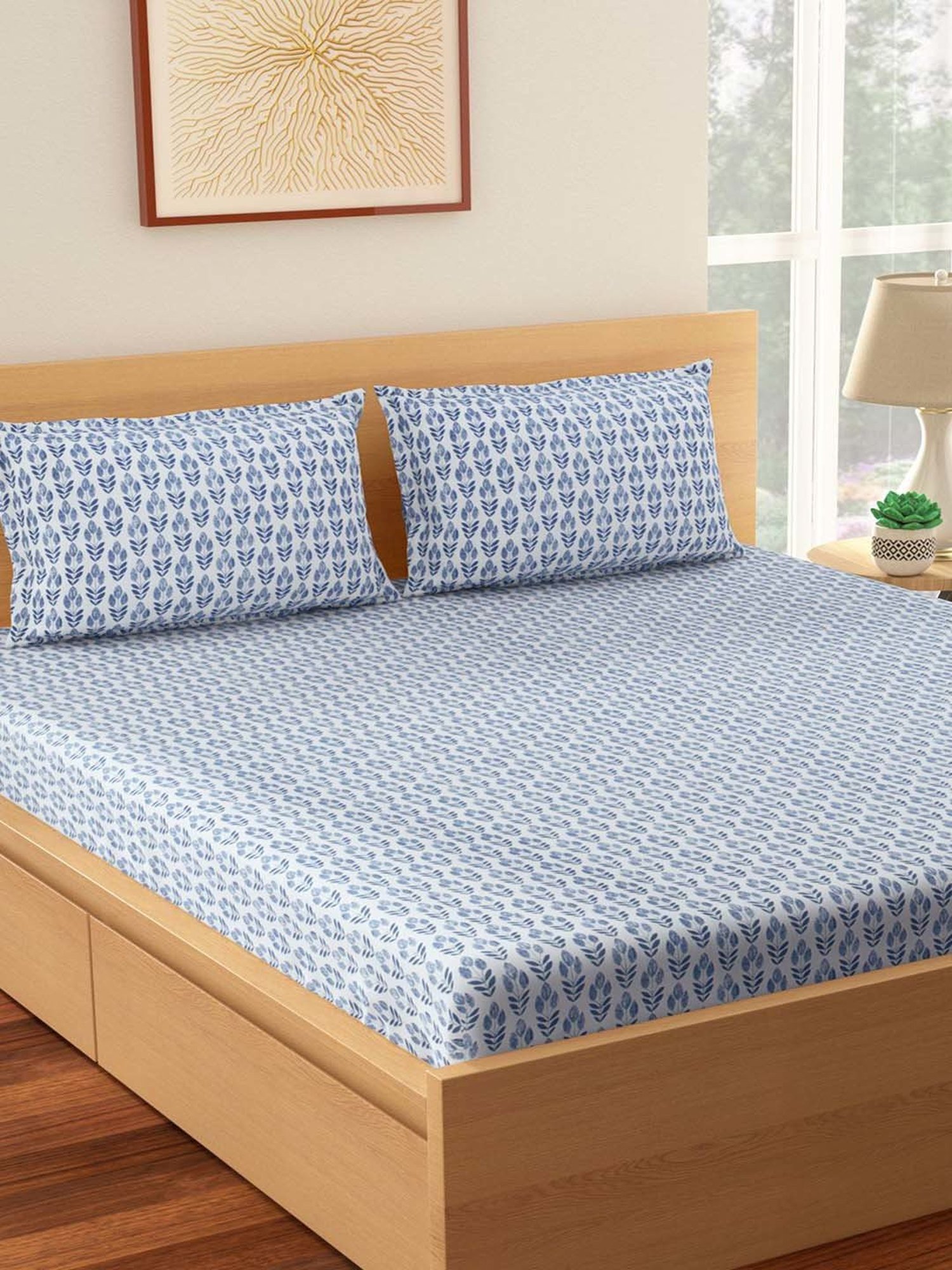 Living Scapes by Pantaloons Blue Blend 128 TC King Bed Sheet with 2 Pillow Covers