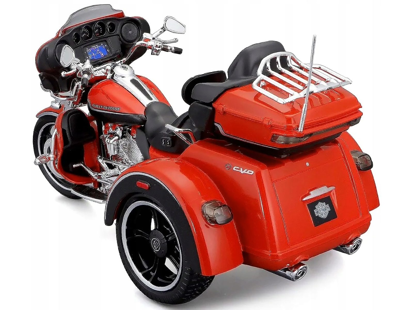 2015 Harley Davidson Street 750 Motorcycle Model 1/12 by Maisto