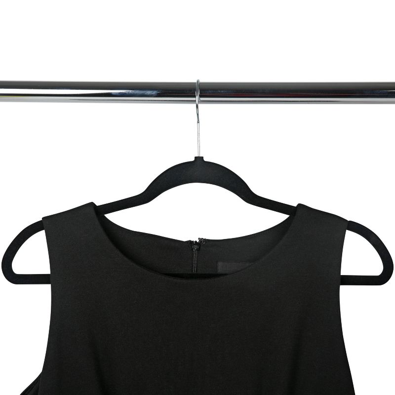 Simplify 10pc Super Slim Velvet Huggable Hangers Black