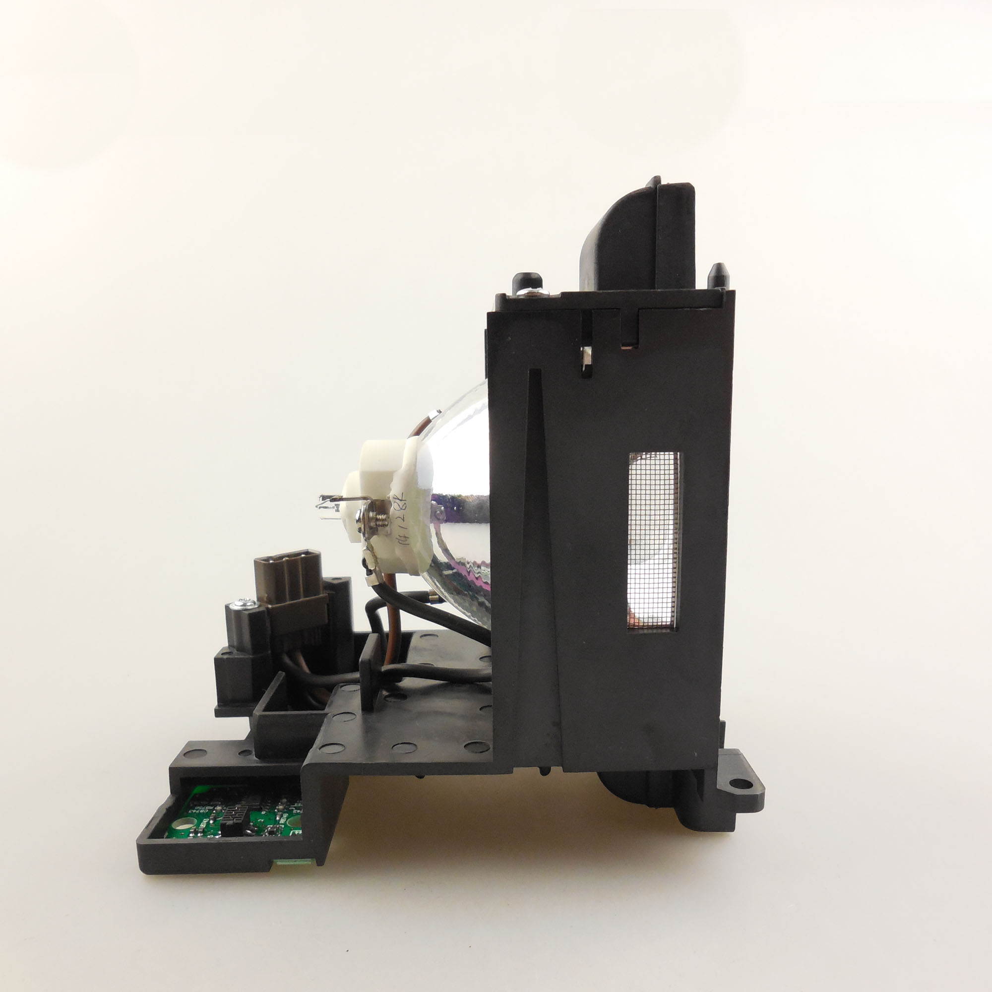 Replacement Projector Lamp/bulb POA-LMP125/POALMP125 for SANYO PLC-WTC500L / PLC-XTC50L