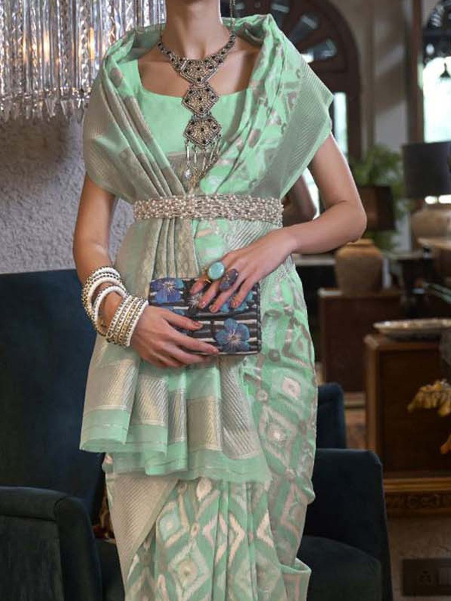 Elora Green Linen Woven Saree With Unstitched Blouse