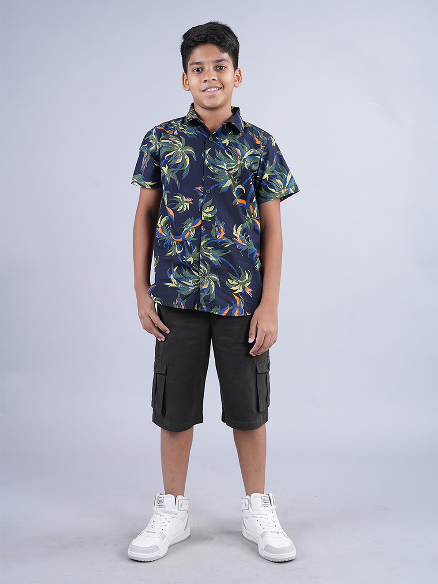 Kiddopanti Kids Navy & Green Printed Shirt