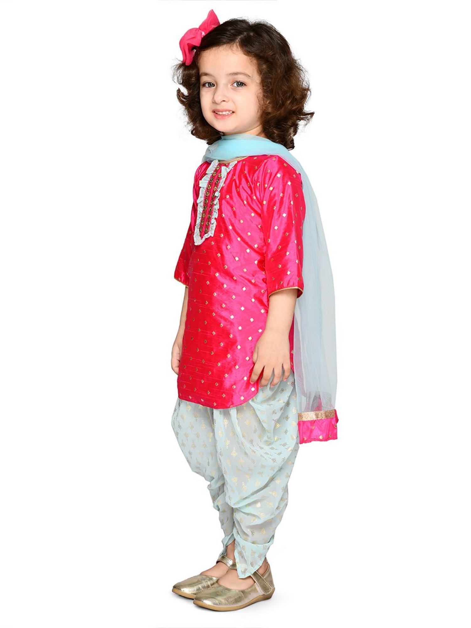 Saka Designs Kids Fushcia & Blue Foil Print Kurta with Dhoti & Dupatta