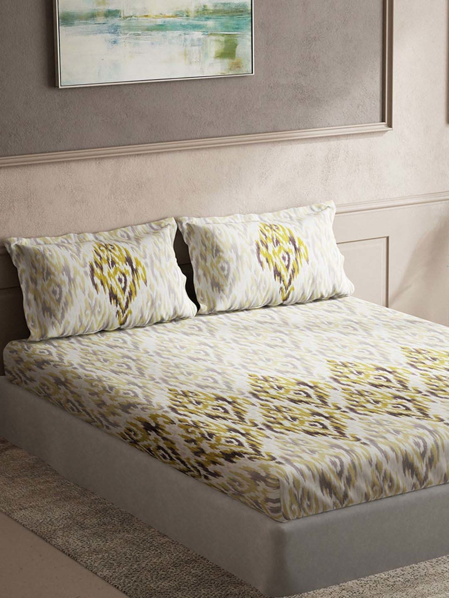 DDecor Yellow Cotton 136 TC Queen Size Bedsheet With Pillow Covers