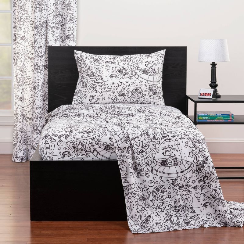 Full Space Dreams Hidden Pictures Sheet Set - Highlights