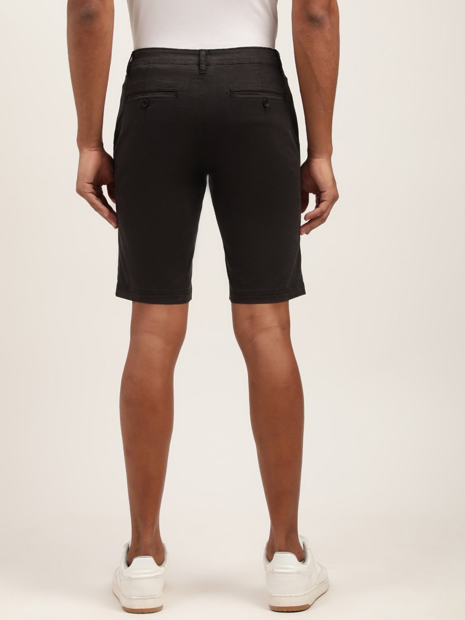 Lindbergh Black Regular Fit Shorts