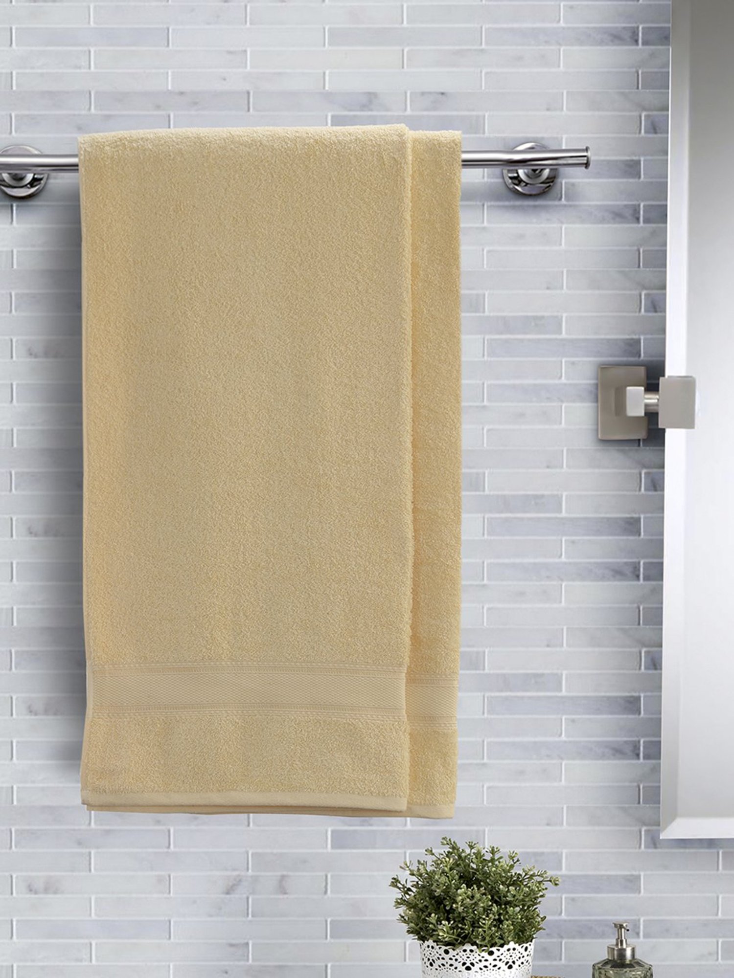 Inhouse Eddie Yellow Solid 450GSM Cotton Medium Towel Set by maspar