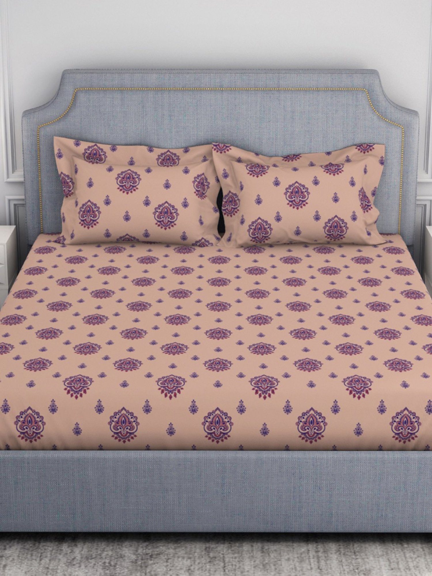 Welspun Adore Abstract Pink 105 TC Microfiber Double Bedsheet with 2 Pillow Covers