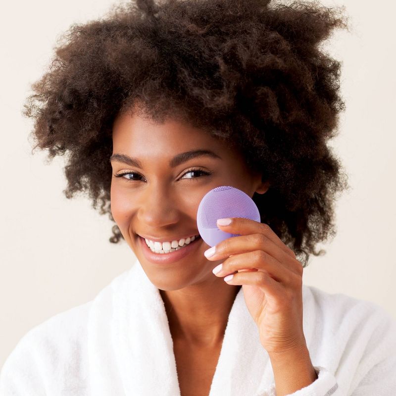 Plum Beauty Mini Sonic Facial Brush - 1ct