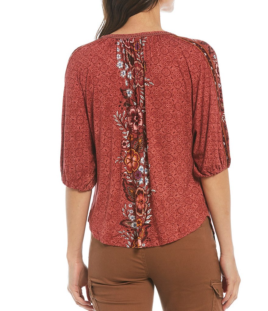 Democracy Floral Border Geo Print Cut Out Keyhole Neck Elbow Sleeve Knit Top