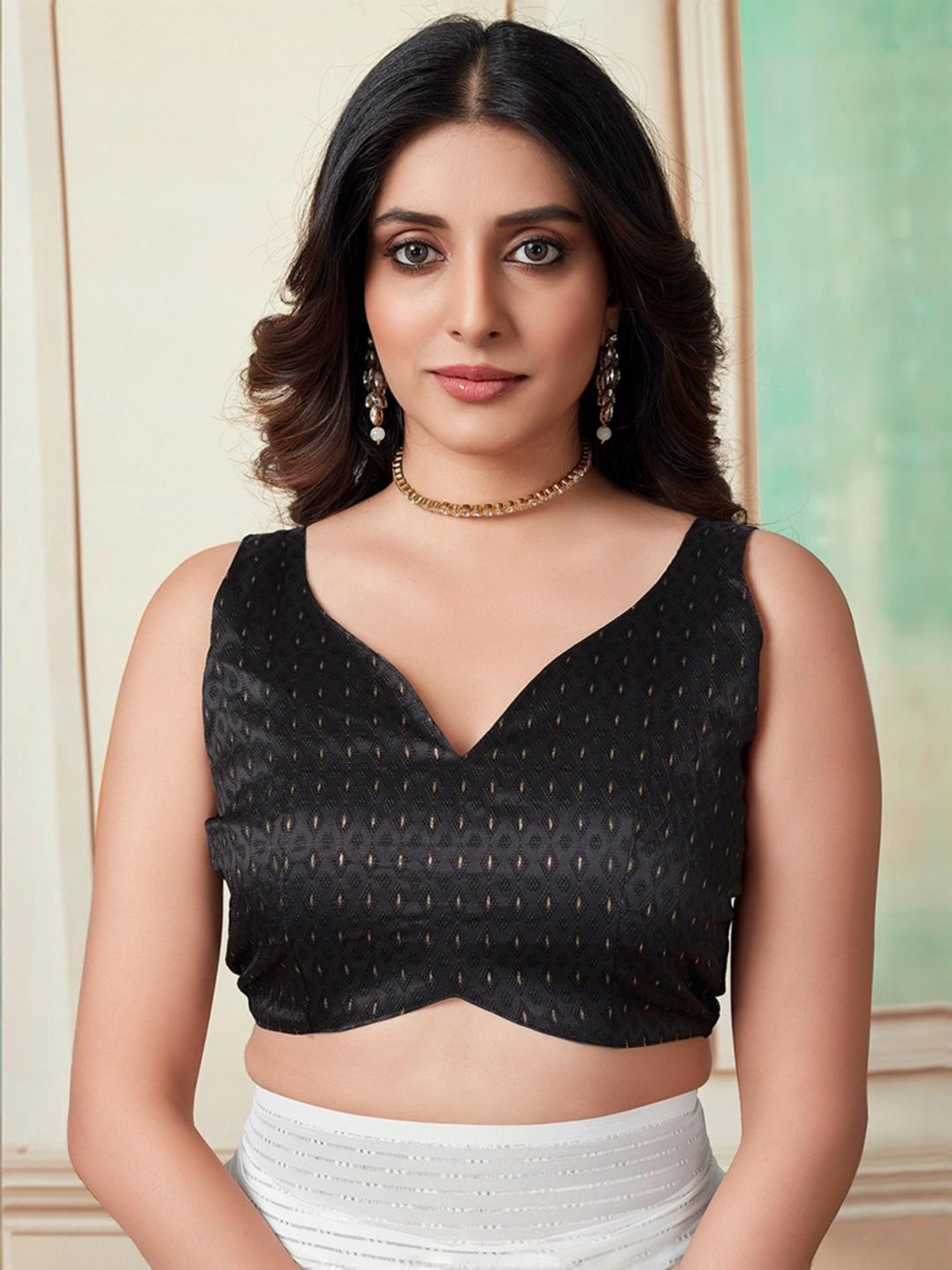 Satrani Green & White Striped Saree With Unstitched Blouse