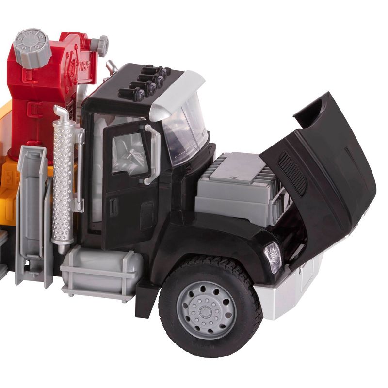 DRIVEN – Large Toy Truck with Car and Crane Arm – Tow Truck