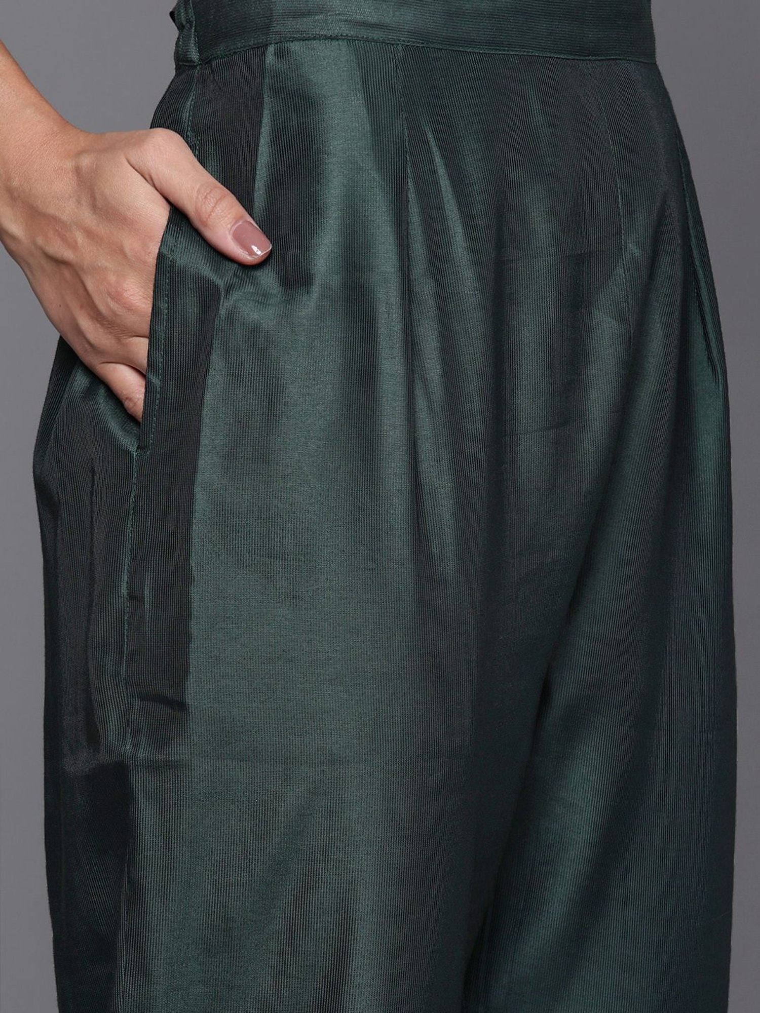 Indo Era Green Embroidered Kurta Pant Set With Dupatta