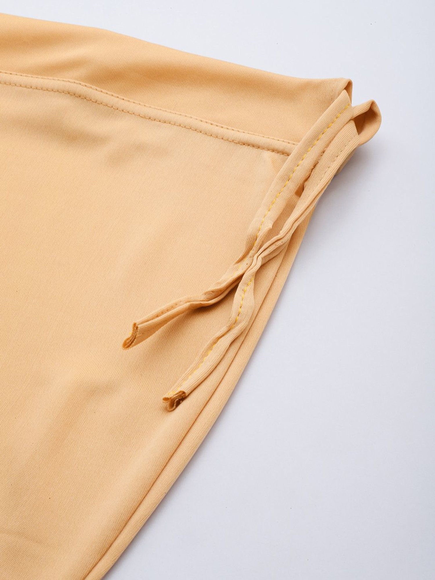 Ms.Lingies Beige Plain Saree Shapewear