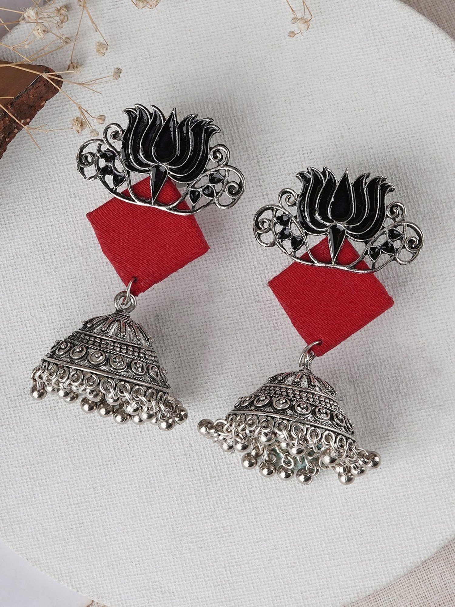 Teejh Ethnic Helna Black and Red Silver Oxidized Jhumki Earring