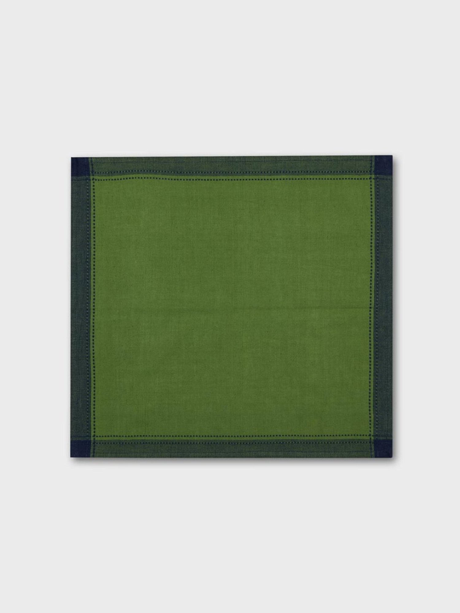 20" White Napkin with Red and Green Tassels Set of 4 pc White - SARO Lifestyle