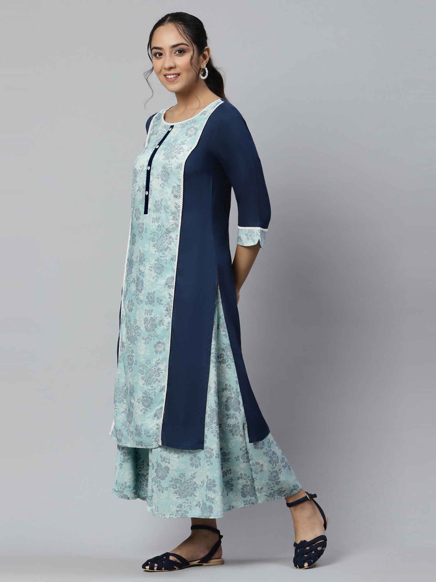 Aurelia Women Blue Floral Print Rayon Kurta Set with Culottes