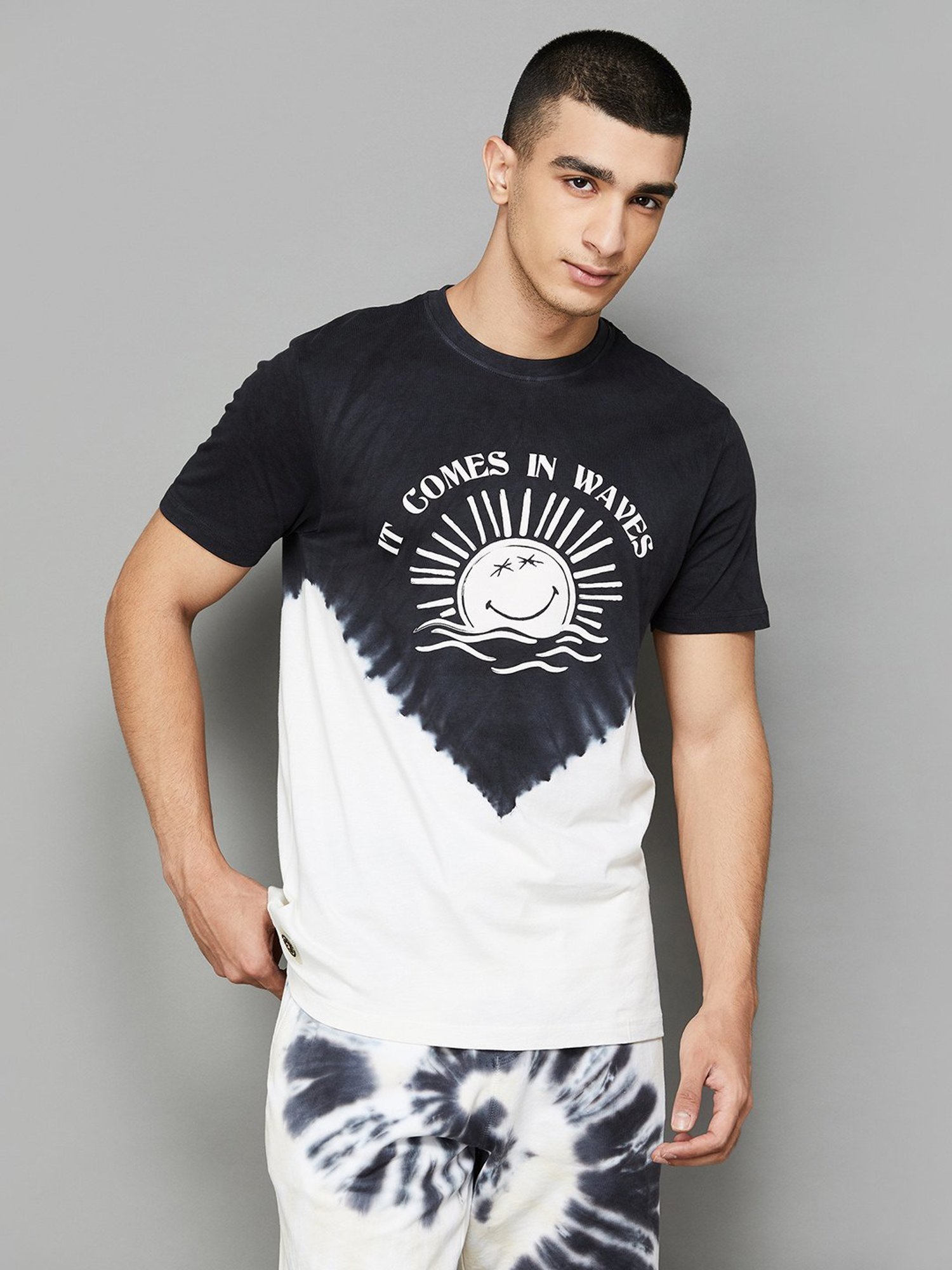 Smileyworld Black Cotton Regular Fit Printed T-Shirt