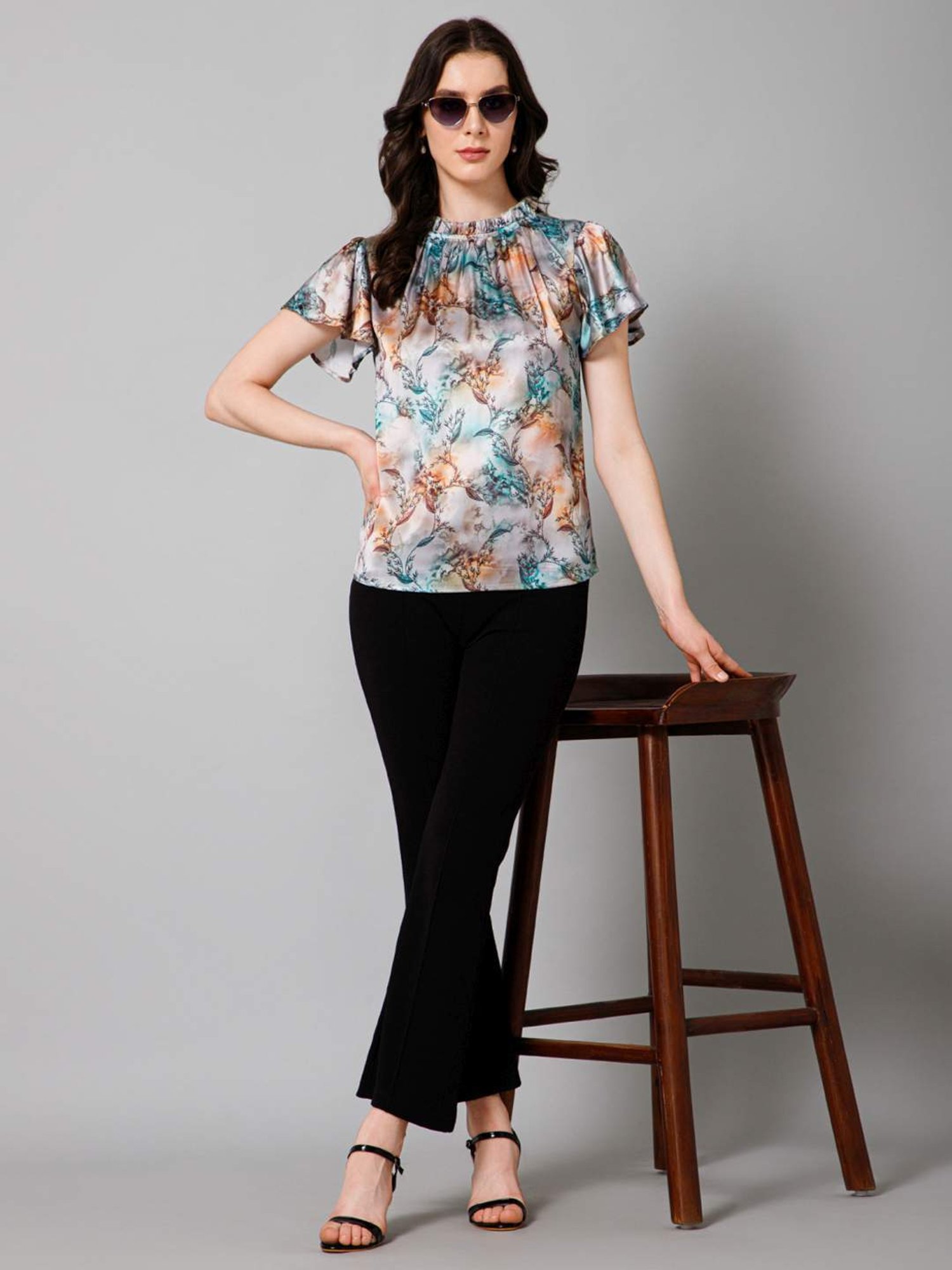 PURYS Grey Floral Print Top