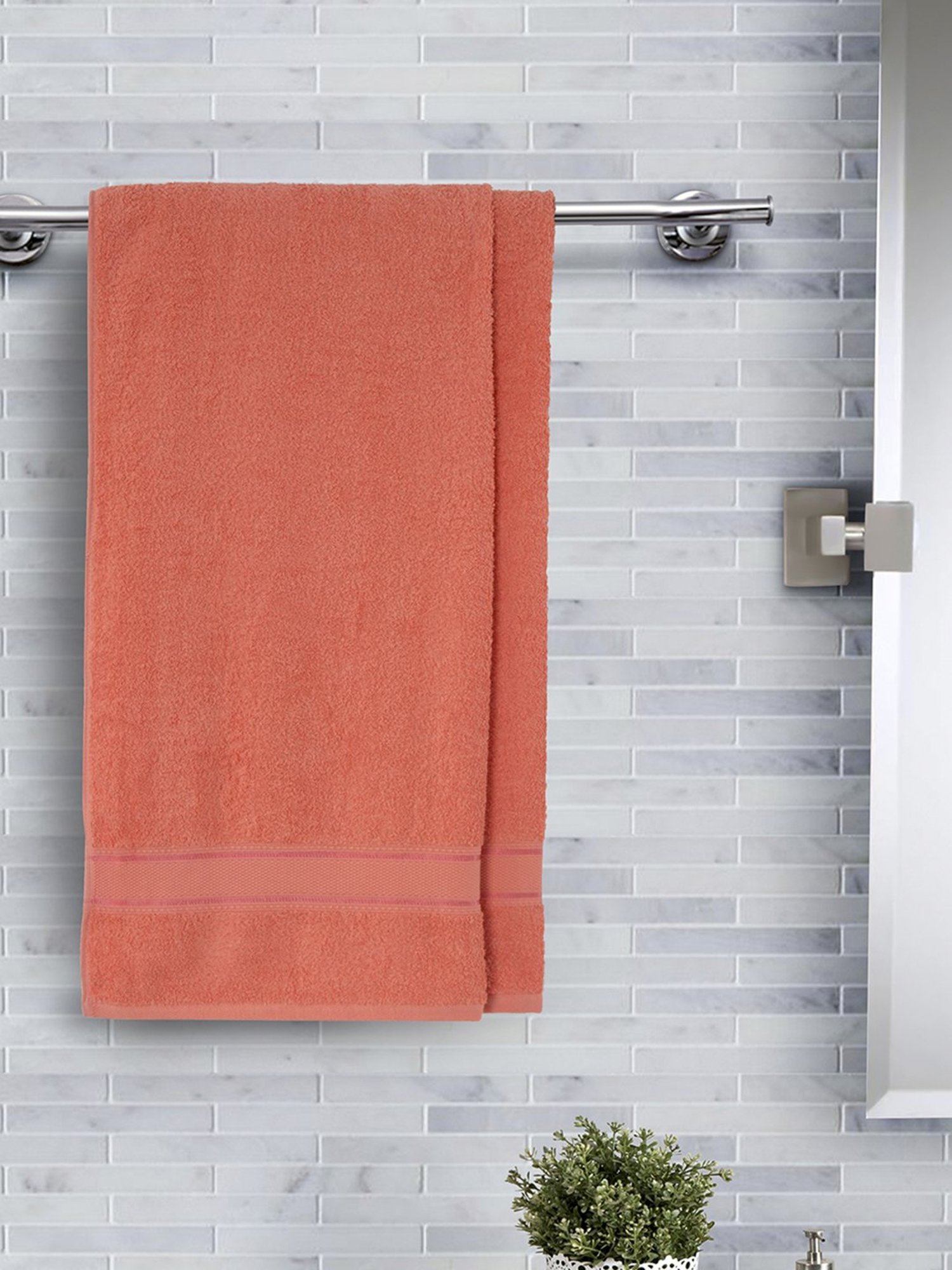 Inhouse Eddie Orange Solid 450GSM Cotton Medium Towel Set by maspar