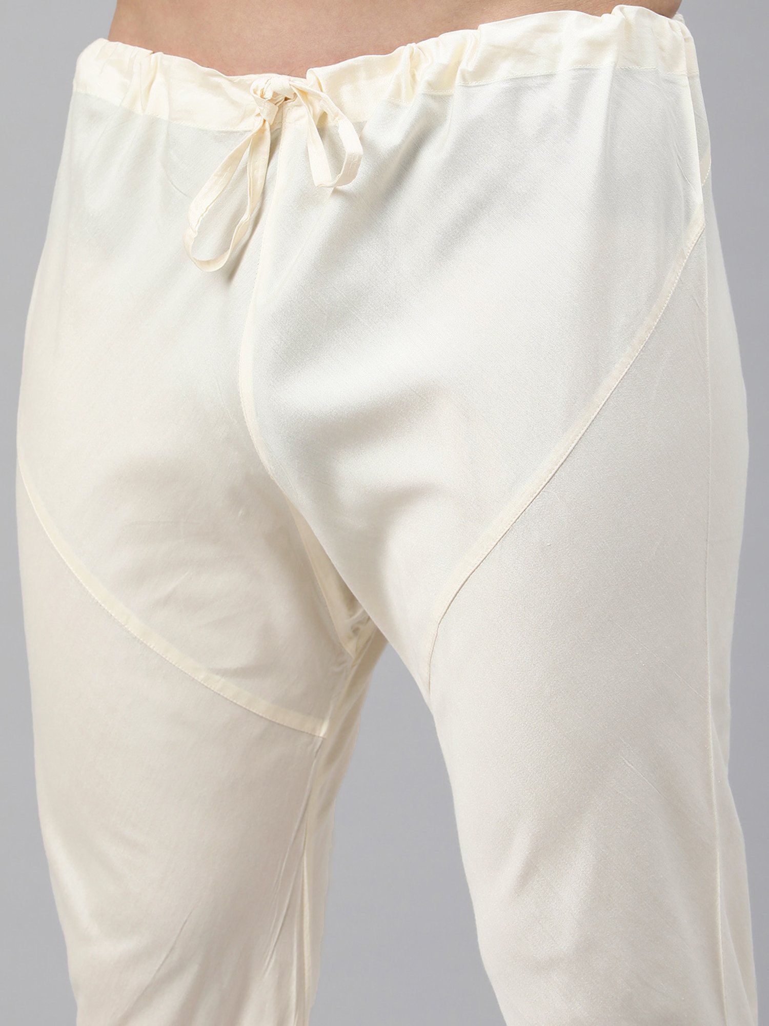 Manthan Cream Regular Fit Churidars