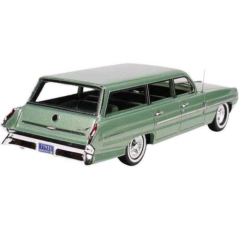 1962 Oldsmobile Dynamic Fiesta Wagon Willow Green Metallic Limited Edition to 225 pieces 1/43 Model Car by Goldvarg Collection