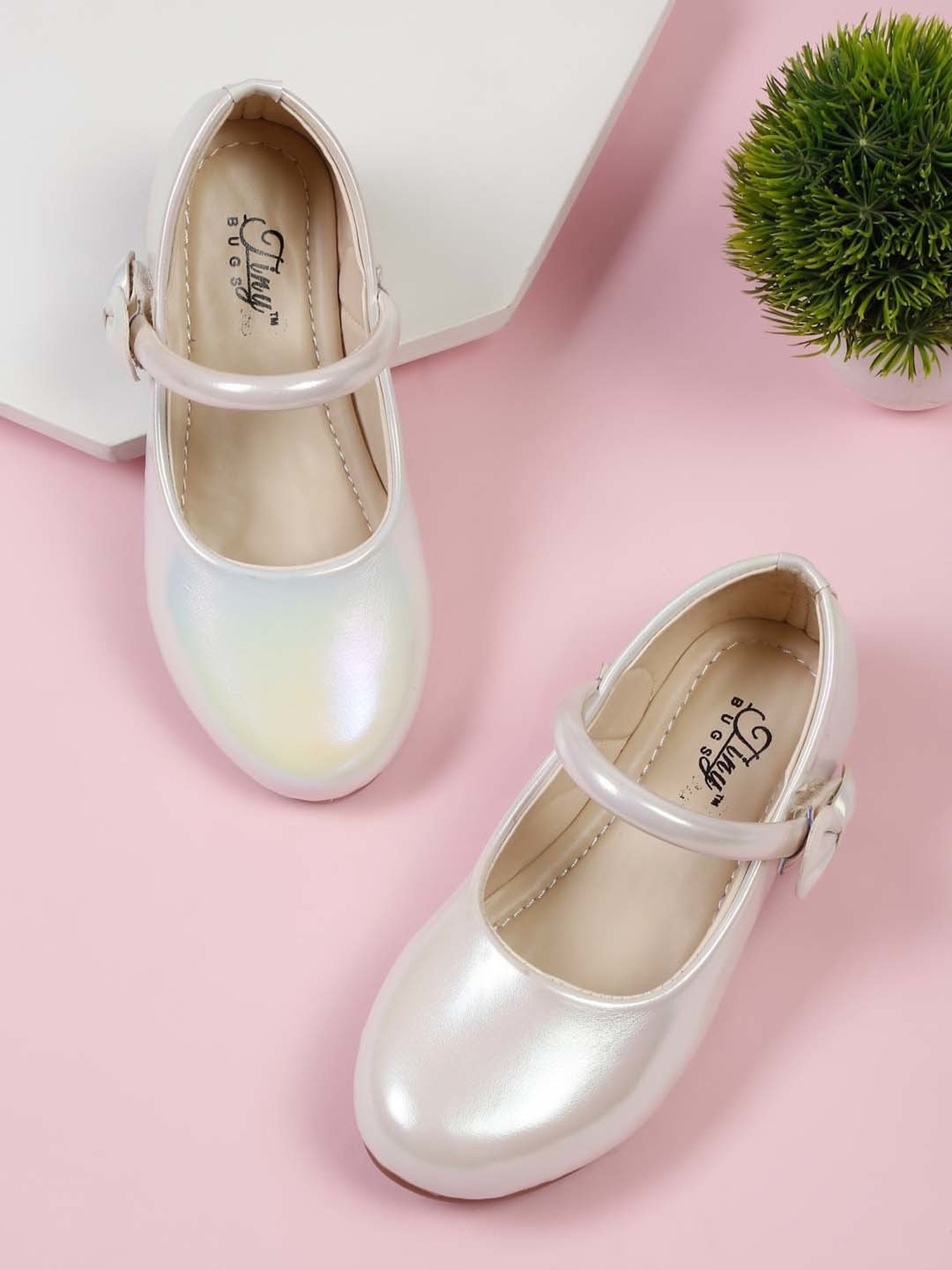 Tiny Bugs Girls Off White & Pink Party Wear Slip Ons