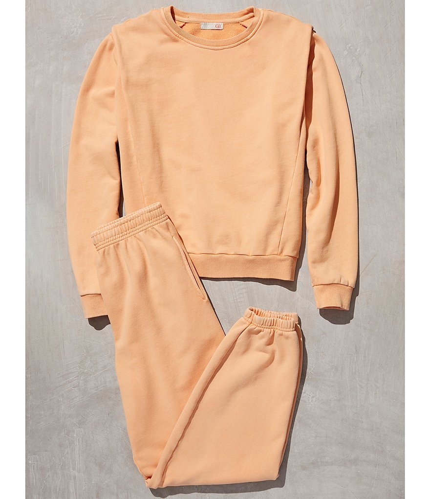 Volcom OBX Netflix Outer Banks Kiara Po Fleece Hoodie