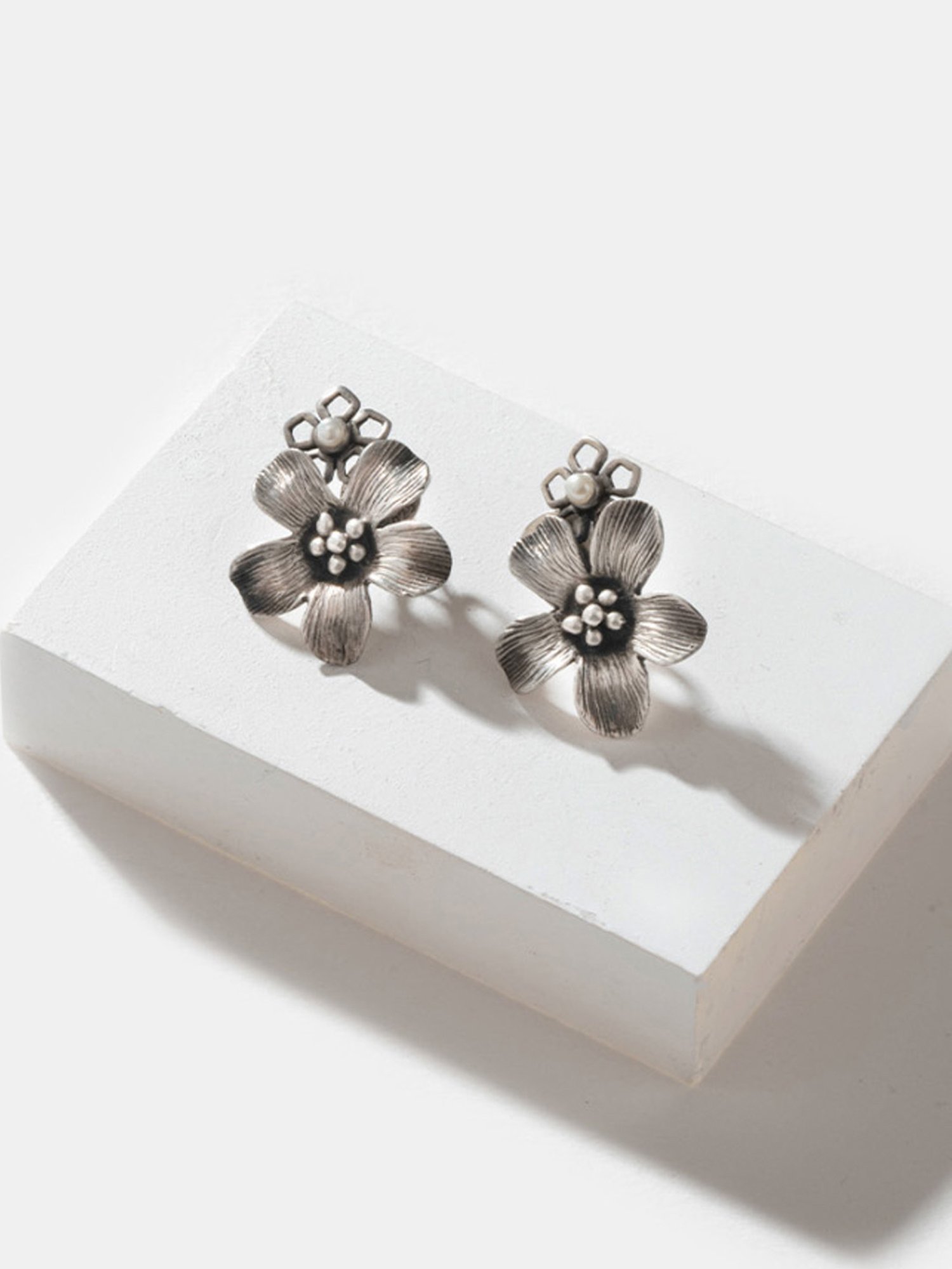 Shaya 92.5 Sterling Silver Marie C Earrings for Women