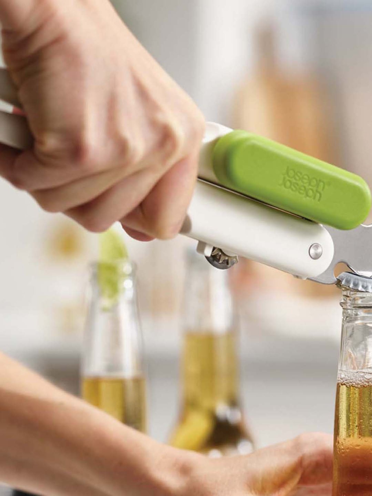 JOSEPH JOSEPH Silver & Green Steel 30.5 cm Elevate Tong - Set of 1