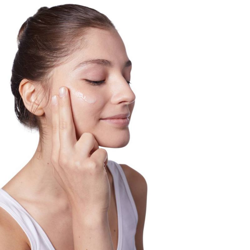 CeraVe Skin Renewing Vitamin C Face Serum with Hyaluronic Acid - 1 fl oz