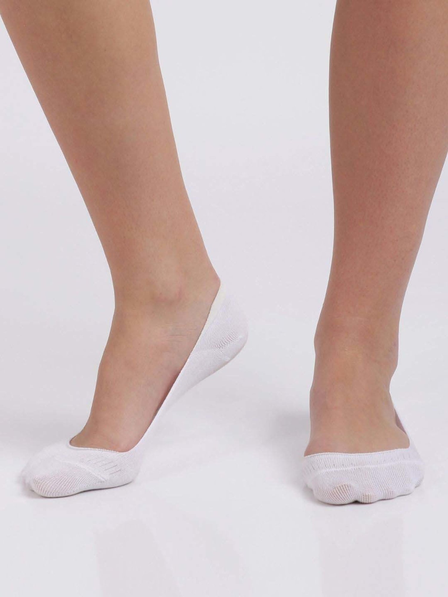 Jockey White Compact No-Show Socks